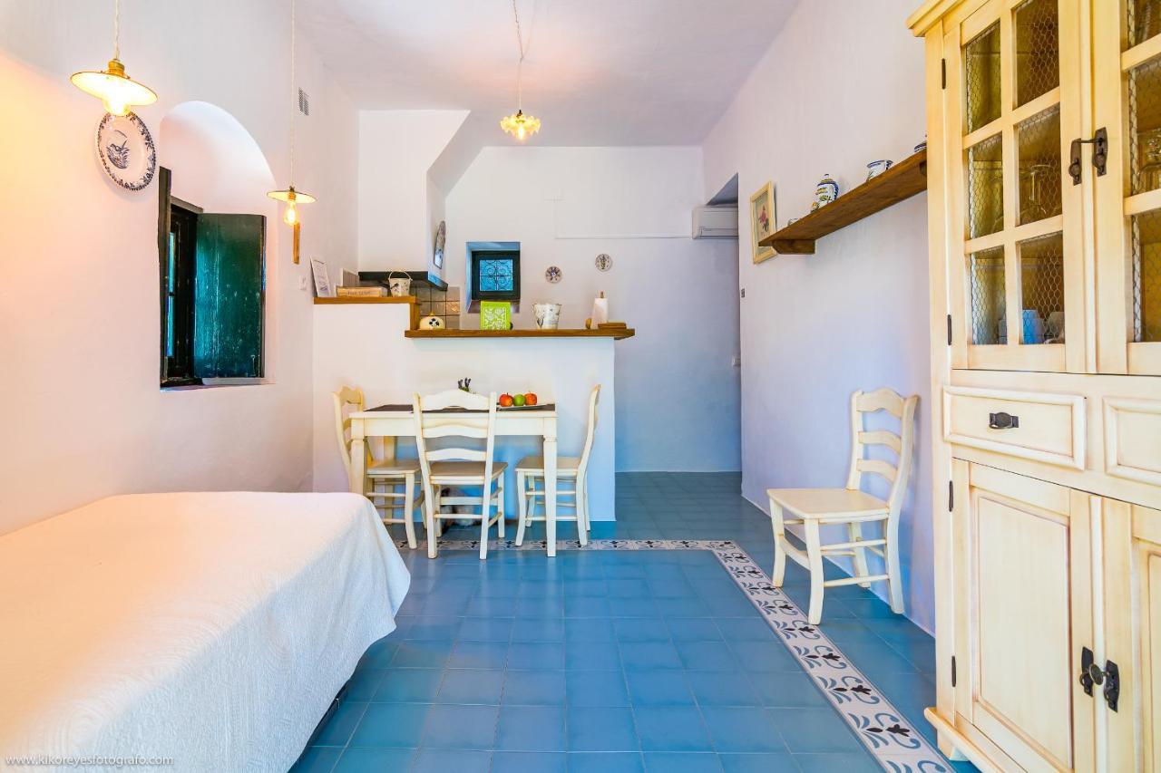 Cortijo El Indiviso Guest House Vejer de la Frontera Exterior photo