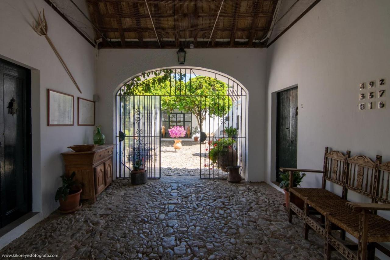 Cortijo El Indiviso Guest House Vejer de la Frontera Exterior photo